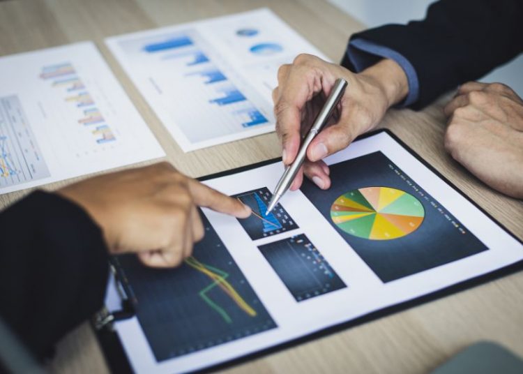 Globale Wirtschaftstrends: Identifizierung und Nutzung neuer Investitionschancen weltweit