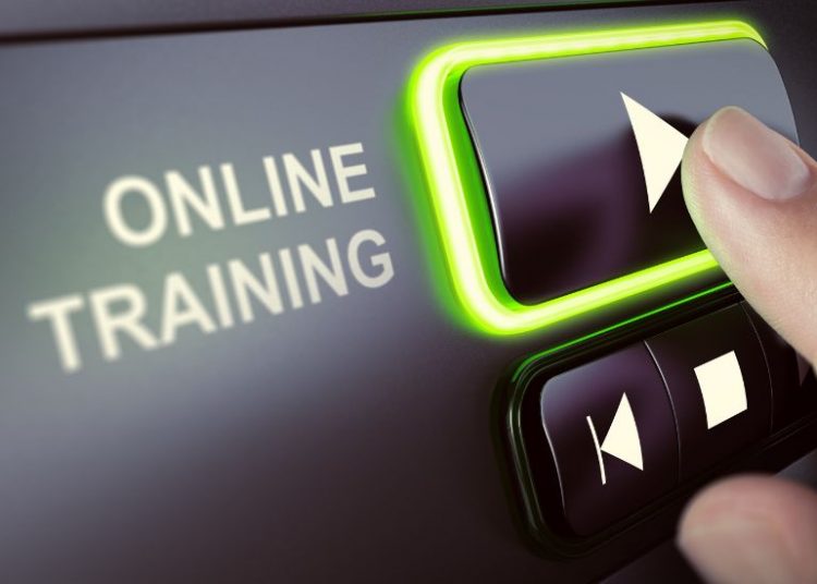 Die Unterschiede erforschen: Talent Suite, LMS und LXP als Online-Lernplattformen