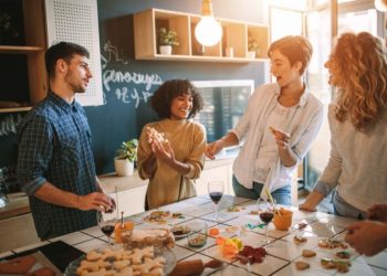 Teambuilding durch Backen: So wird aus Kollegen ein echtes Team