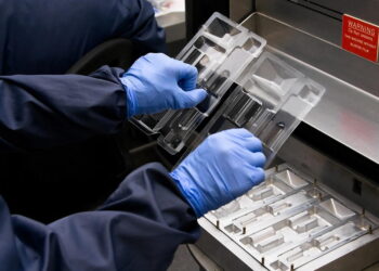 Tiefziehen: So funktioniert die Massenfertigung von Hohlkörpern